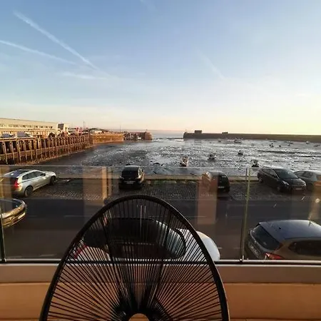 Charme Et Zenitude, Avec Vue Exceptionnelle Sur Le Port غرانفيل