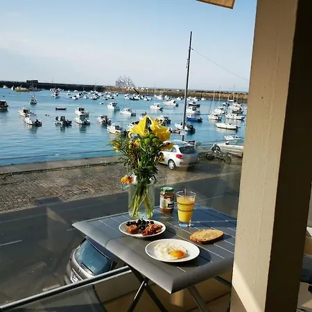 Charme Et Zenitude, Avec Vue Exceptionnelle Sur Le Port Holiday home
