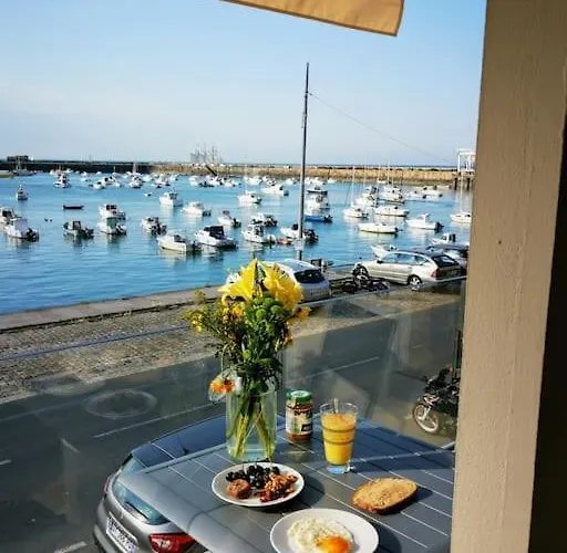 Дом отдыха Charme Et Zenitude, Avec Vue Exceptionnelle Sur Le Port *