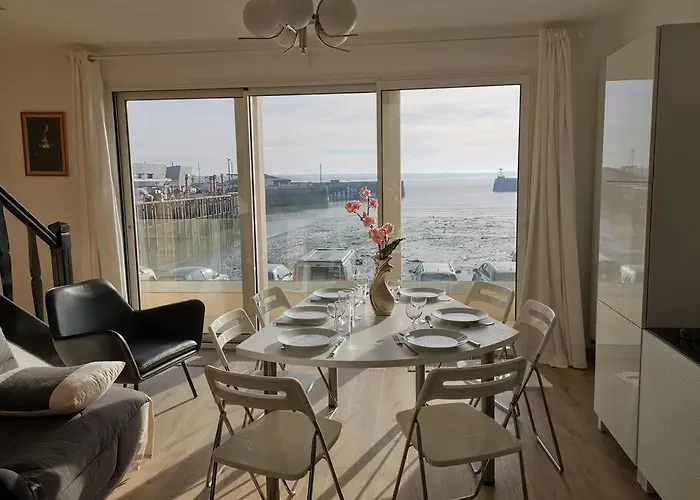 Charme Et Zenitude, Avec Vue Exceptionnelle Sur Le Port