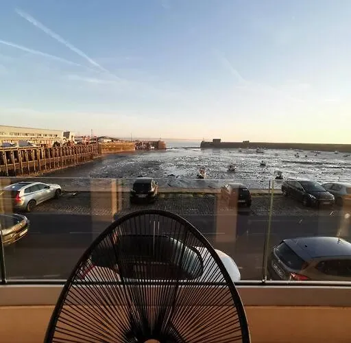 Charme Et Zénitude, Avec Vue Exceptionnelle Sur Le Port Granville