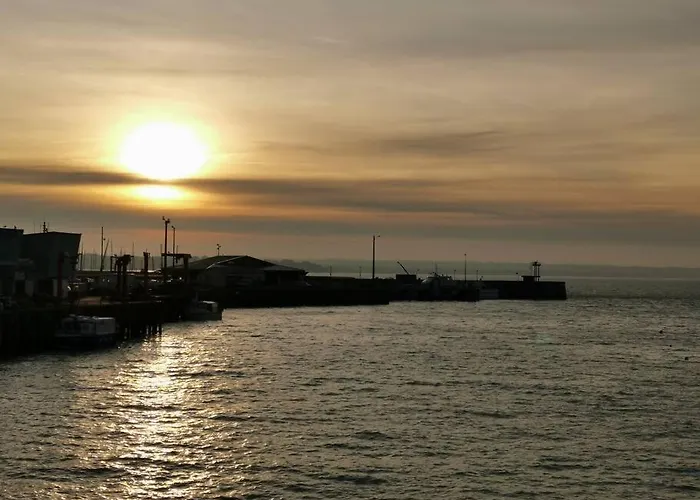 Дом отдыха Charme Et Zenitude, Avec Vue Exceptionnelle Sur Le Port Гранвиль